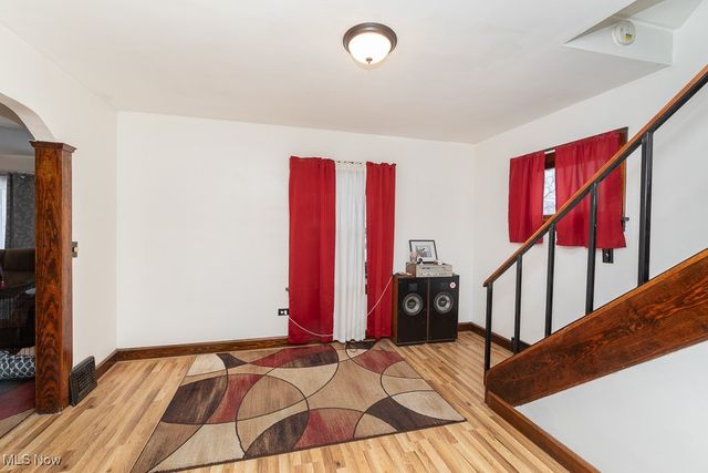 4572 W 149th Street, Cleveland, OH 44135