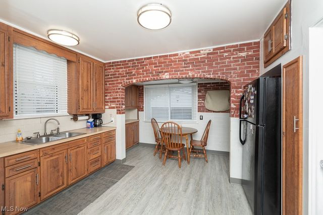 4572 W 149th Street, Cleveland, OH 44135