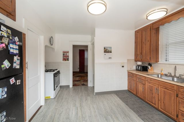 4572 W 149th Street, Cleveland, OH 44135