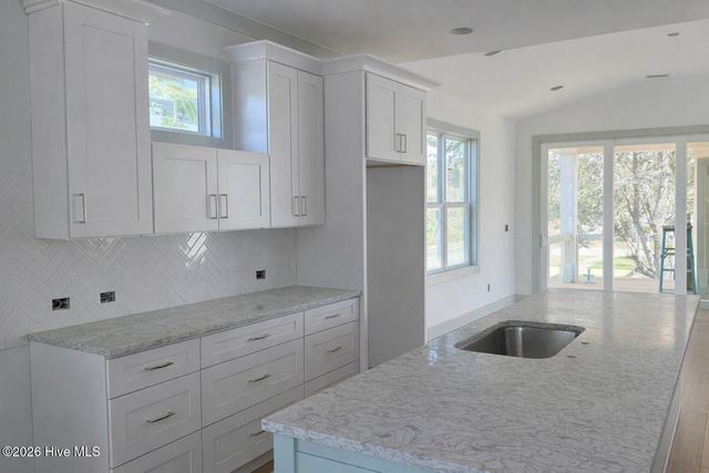 98 SE 43rd Street, Oak Island, NC 28465