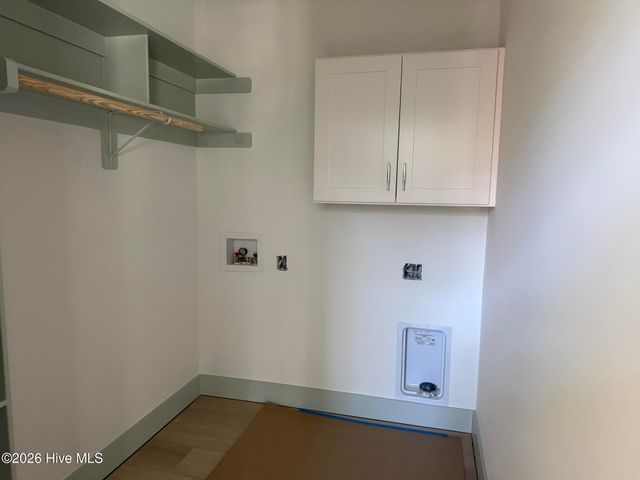 98 SE 43rd Street, Oak Island, NC 28465