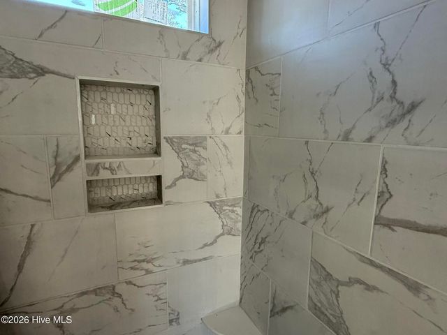 98 SE 43rd Street, Oak Island, NC 28465