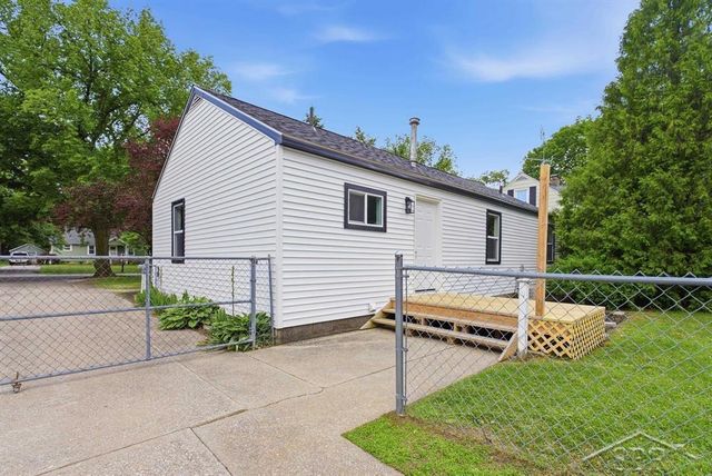 2805 E Ashman Street, Midland, MI 48642