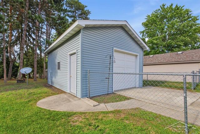 2805 E Ashman Street, Midland, MI 48642