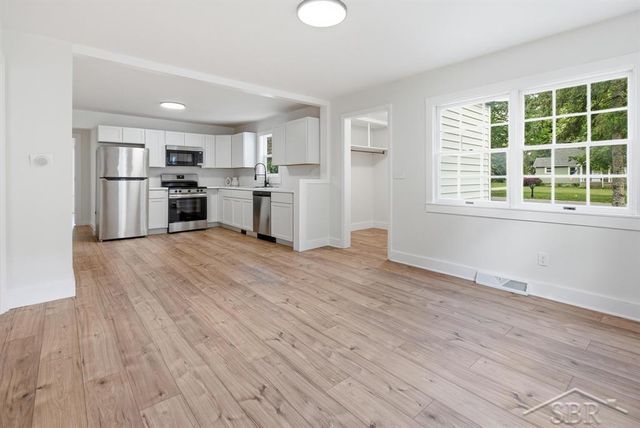 2805 E Ashman Street, Midland, MI 48642