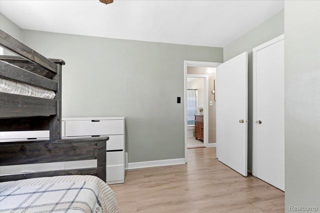 2960 Bailey Avenue, Lincoln Park, MI 48146