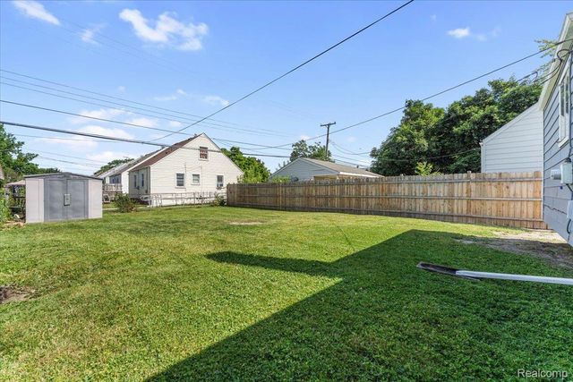 2960 Bailey Avenue, Lincoln Park, MI 48146