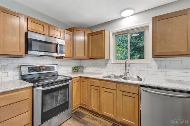 8187 Woodward Drive, West Chester, OH 45069