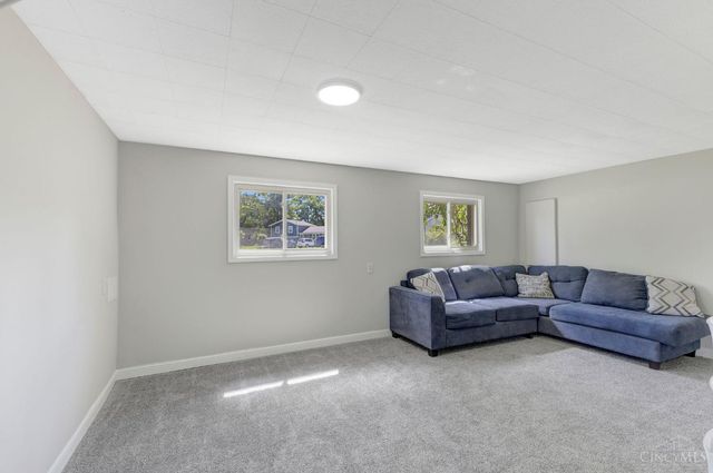 8187 Woodward Drive, West Chester, OH 45069