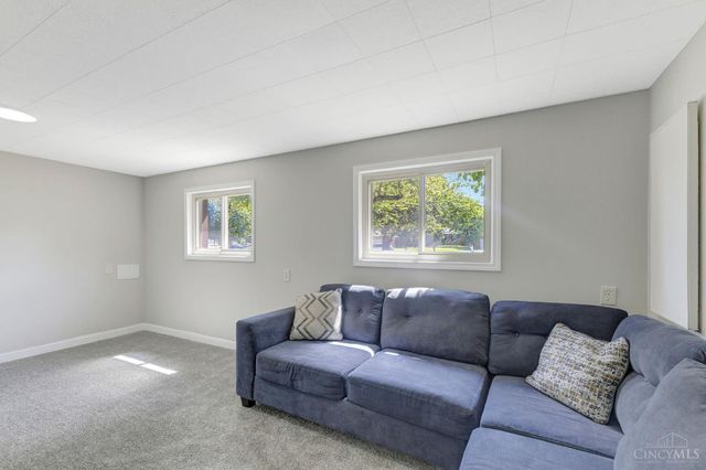 8187 Woodward Drive, West Chester, OH 45069
