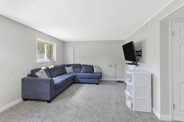 8187 Woodward Drive, West Chester, OH 45069