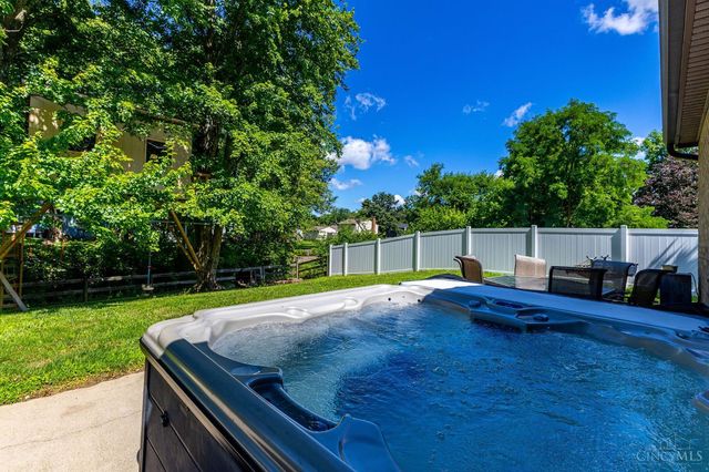 8187 Woodward Drive, West Chester, OH 45069