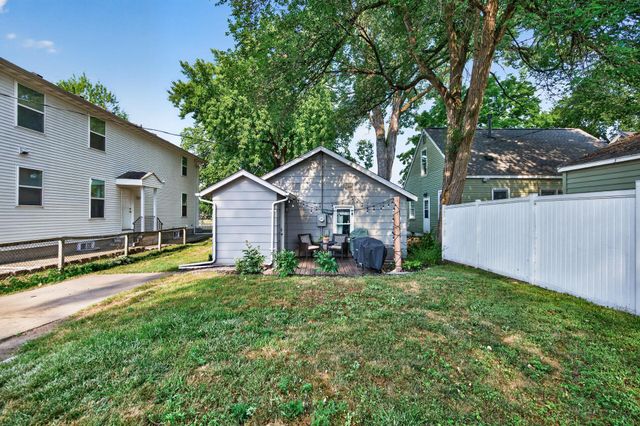 2733 Louisiana Avenue S, Saint Louis Park, MN 55426