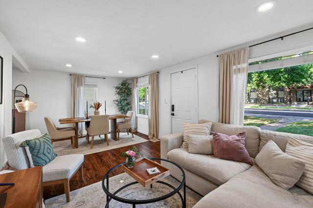 2733 Louisiana Avenue S, Saint Louis Park, MN 55426