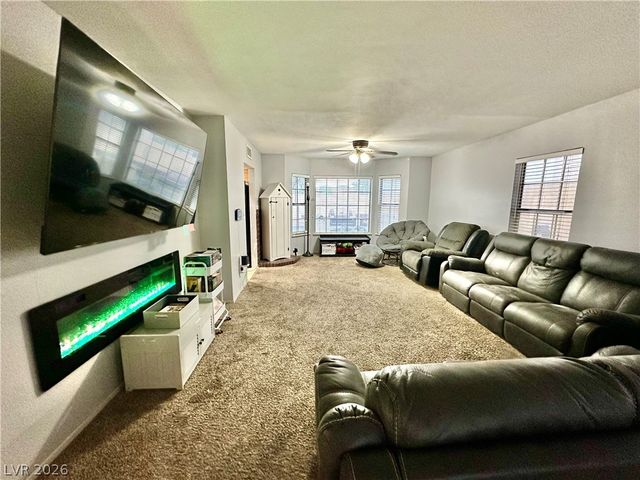 6316 Copperfield Avenue, Las Vegas, NV 89108