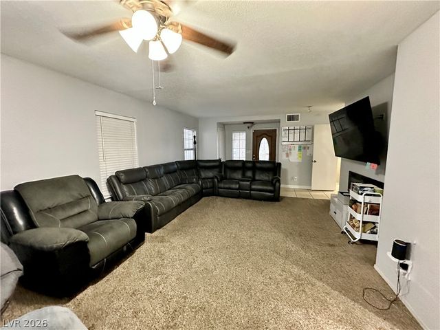 6316 Copperfield Avenue, Las Vegas, NV 89108