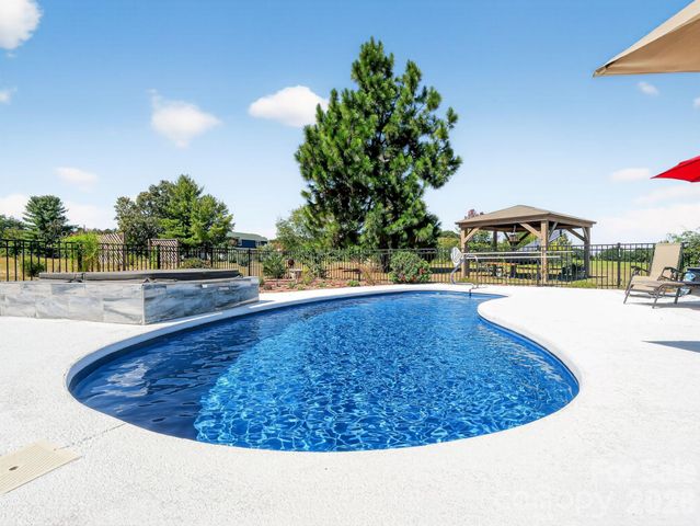 1035 Mcmillan Road, Cheraw, SC 29520
