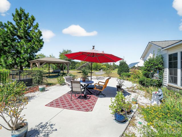 1035 Mcmillan Road, Cheraw, SC 29520