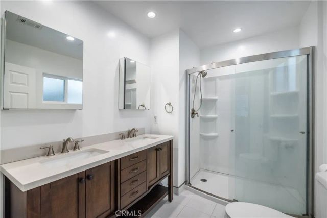 1400 Leland Way, Burbank, CA 91504