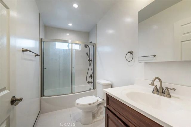 1400 Leland Way, Burbank, CA 91504