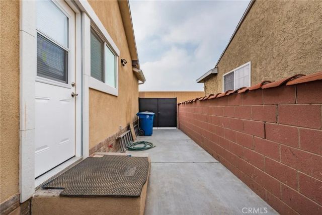 1400 Leland Way, Burbank, CA 91504