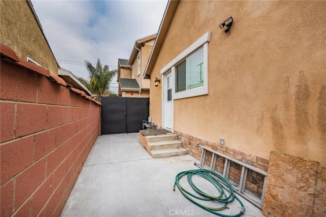 1400 Leland Way, Burbank, CA 91504