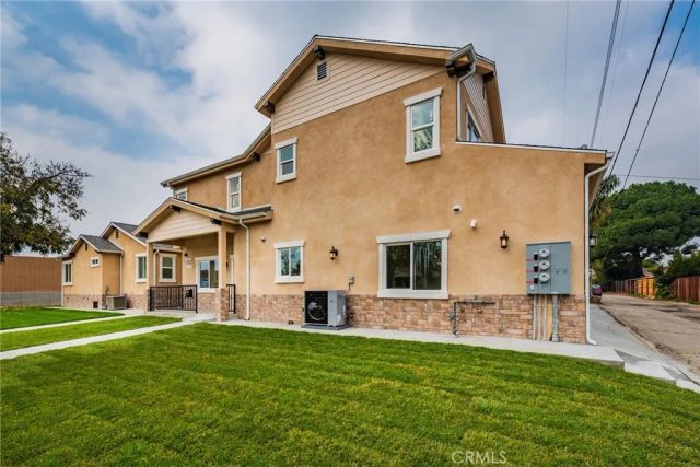 1400 Leland Way, Burbank, CA 91504