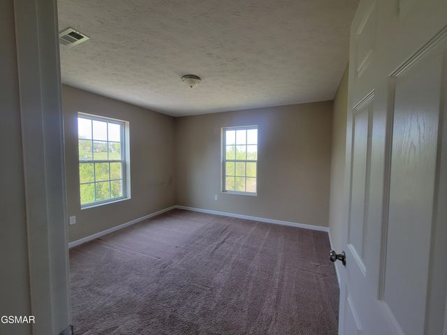 3236 Sandpiper Court, Kodak, TN 37764