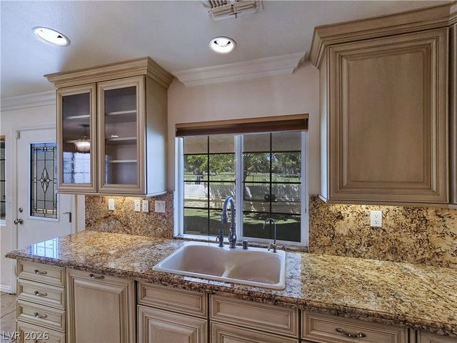 3181 Bel Air Drive, Las Vegas, NV 89109
