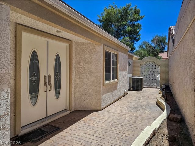 3181 Bel Air Drive, Las Vegas, NV 89109