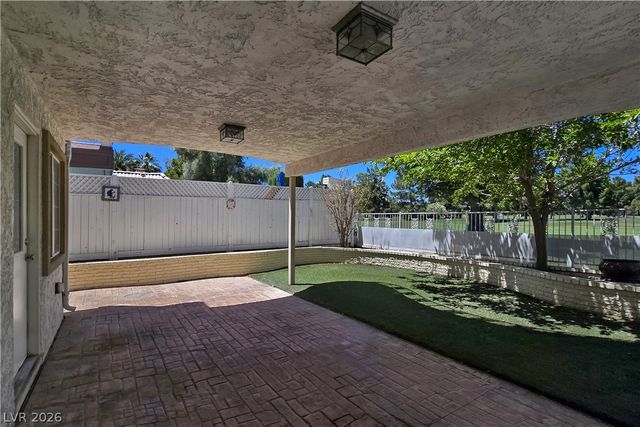 3181 Bel Air Drive, Las Vegas, NV 89109