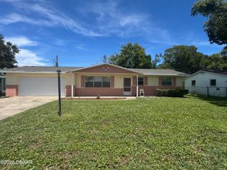 2411 Kenilworth Avenue, South Daytona, FL 32119