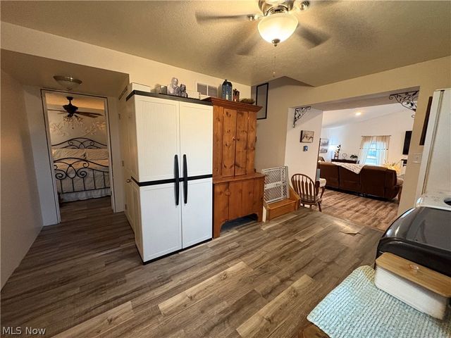44017 State Route 162, Wellington, OH 44090