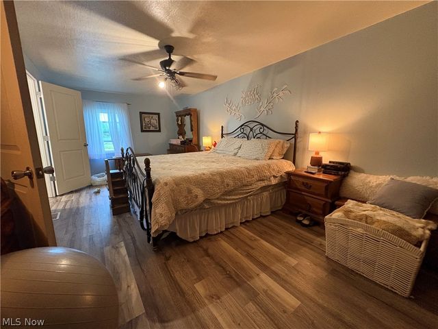 44017 State Route 162, Wellington, OH 44090