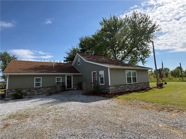 44017 State Route 162, Wellington, OH 44090
