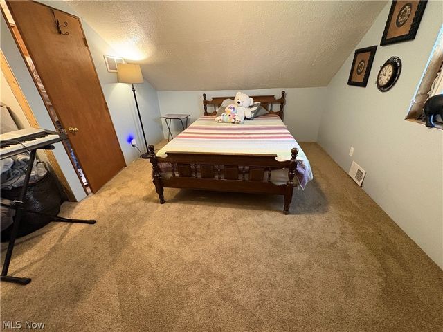 44017 State Route 162, Wellington, OH 44090