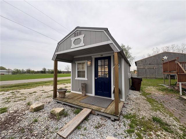 44017 State Route 162, Wellington, OH 44090