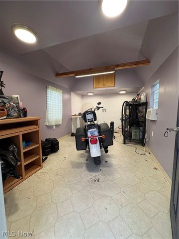 44017 State Route 162, Wellington, OH 44090
