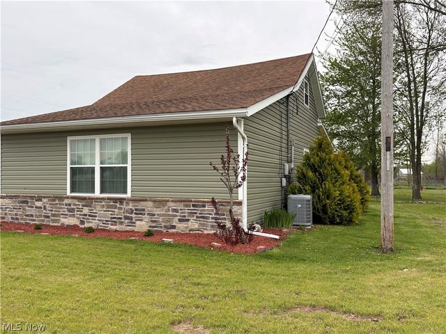 44017 State Route 162, Wellington, OH 44090