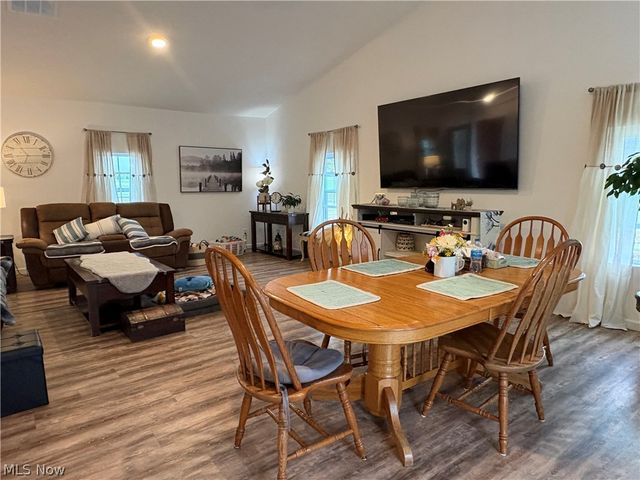 44017 State Route 162, Wellington, OH 44090