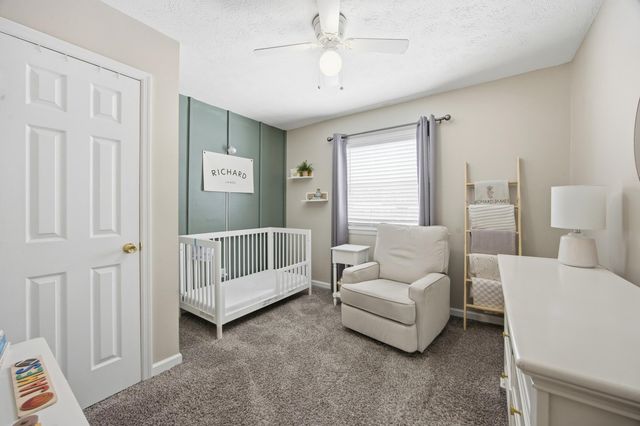 216 Paddock Drive, Versailles, KY 40383