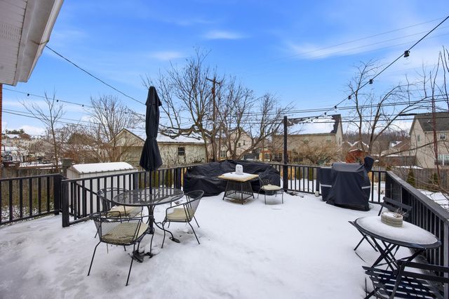 216 Paddock Drive, Versailles, KY 40383