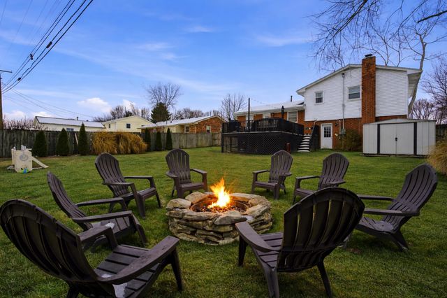 216 Paddock Drive, Versailles, KY 40383