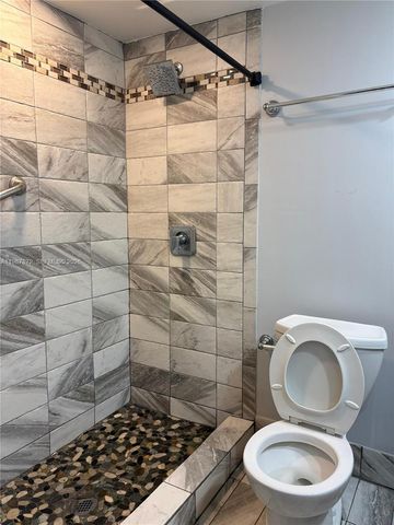 702 Sunny Pine Way A1, Green Acres, FL 33415