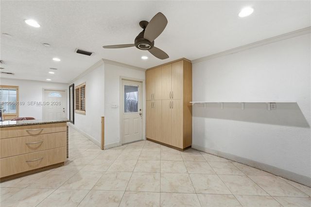 5190 SW 28th Terrace, Dania Beach, FL 33312