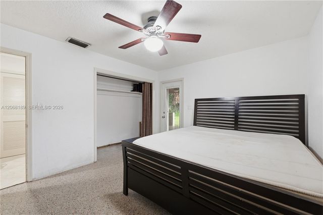 5190 SW 28th Terrace, Dania Beach, FL 33312