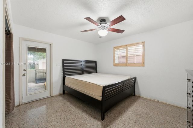 5190 SW 28th Terrace, Dania Beach, FL 33312