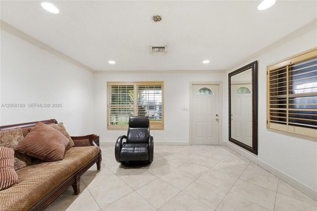 5190 SW 28th Terrace, Dania Beach, FL 33312