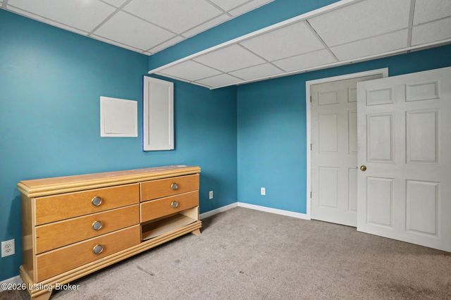 10202 Mountain Laurel Ln, Louisville, KY 40228