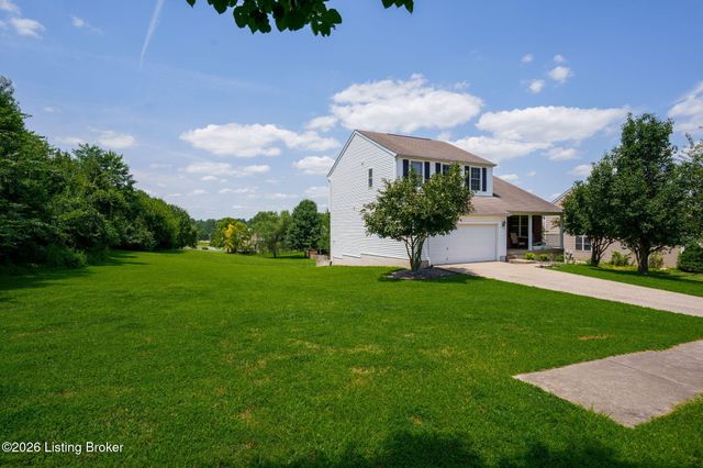 10202 Mountain Laurel Ln, Louisville, KY 40228